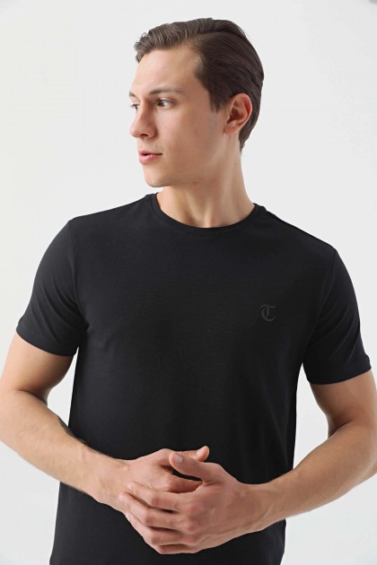 TRICOU NEGRU SLIM FIT TWN